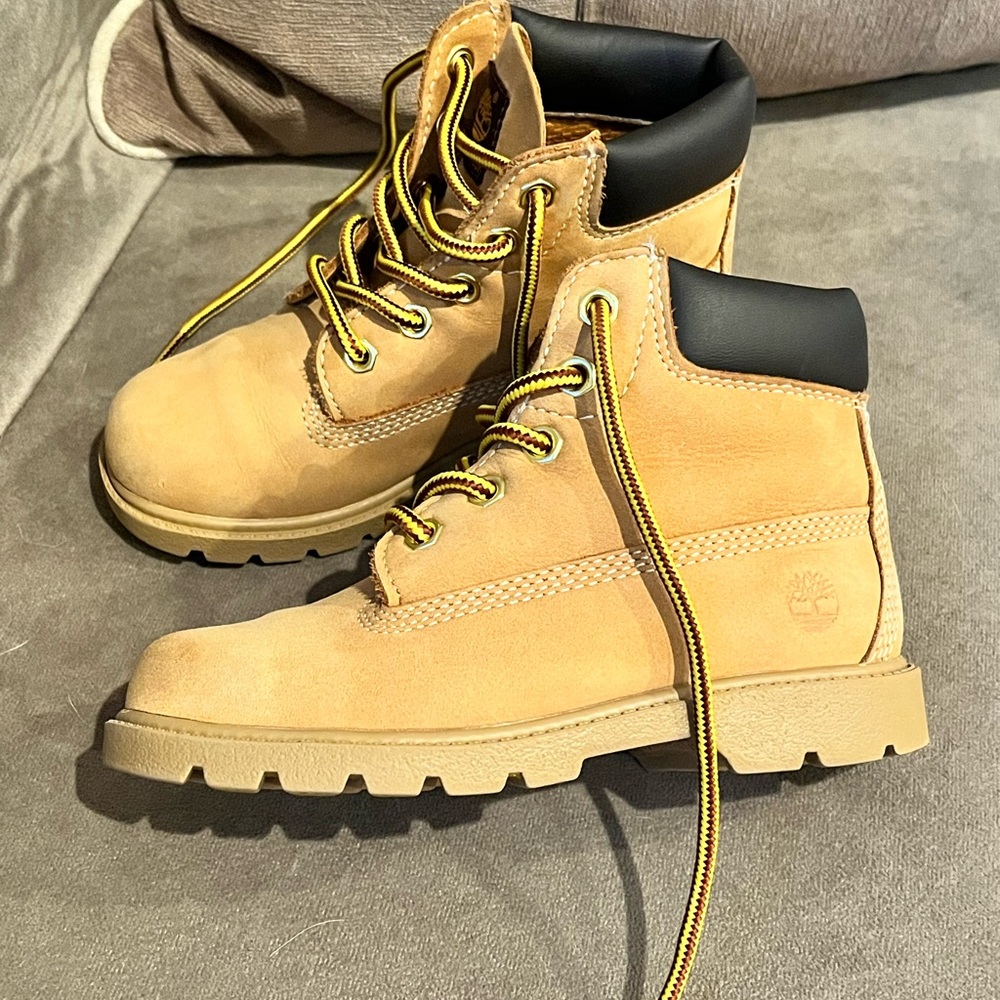 Timberland Tan Shoes